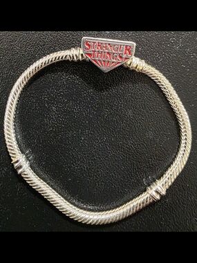 Authentic Pandora x Stranger Things Friends Don't Lie Bracelet S925 - Size 16cm